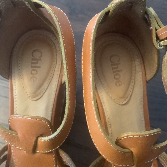 100% authentic Chloe wedges 37.5 fits like a 37 - Picture 6 of 10